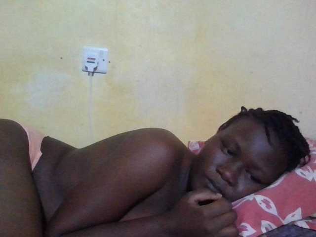 ebony-vannilah live cam on BongaCams