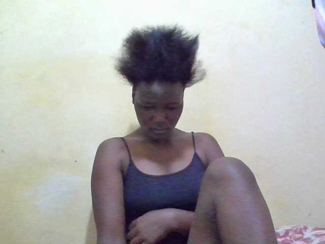 ebony-vannilah live cam on BongaCams