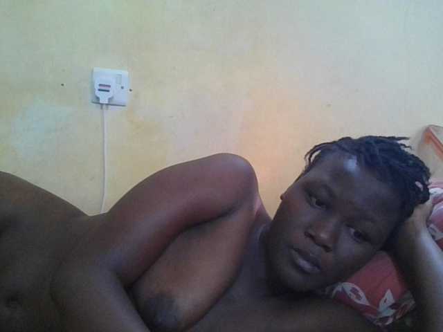 ebony-vannilah live cam on BongaCams