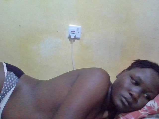 ebony-vannilah live cam on BongaCams