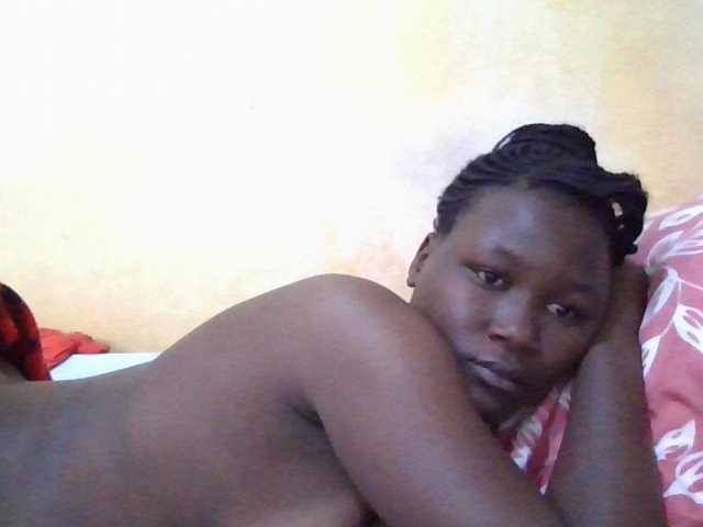 ebony-vannilah live cam on BongaCams
