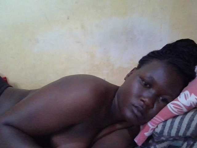 ebony-vannilah live cam on BongaCams