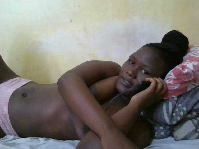 ebony-vannilah live cam on BongaCams