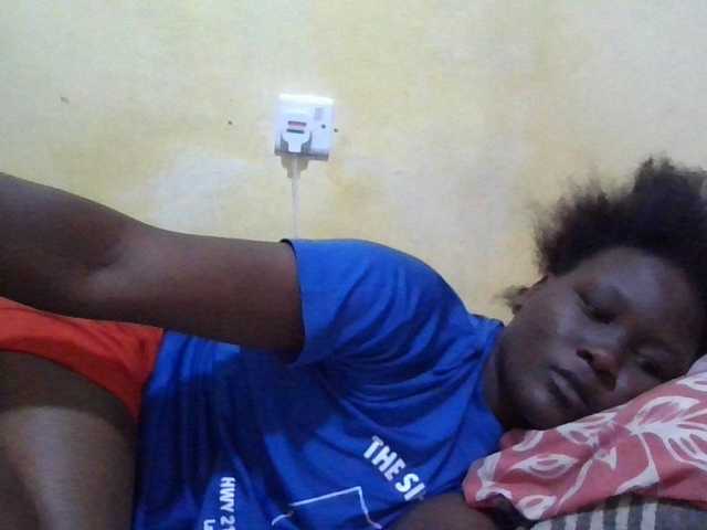 ebony-vannilah live cam on BongaCams