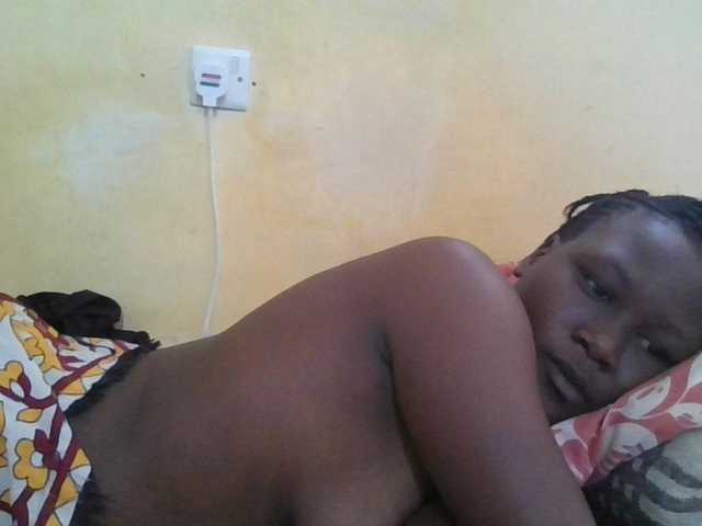 ebony-vannilah live cam on BongaCams