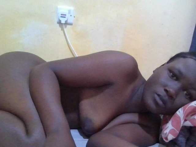 ebony-vannilah live cam on BongaCams