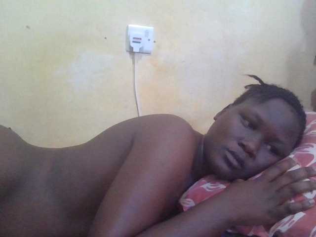 ebony-vannilah live cam on BongaCams