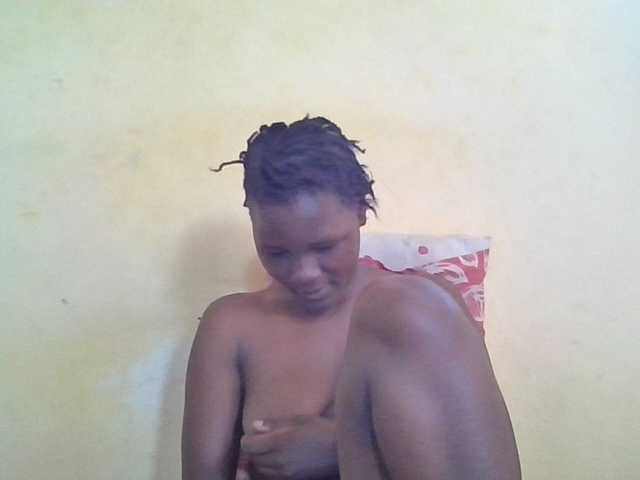 ebony-vannilah live cam on BongaCams