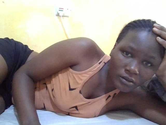 ebony-vannilah live cam on BongaCams