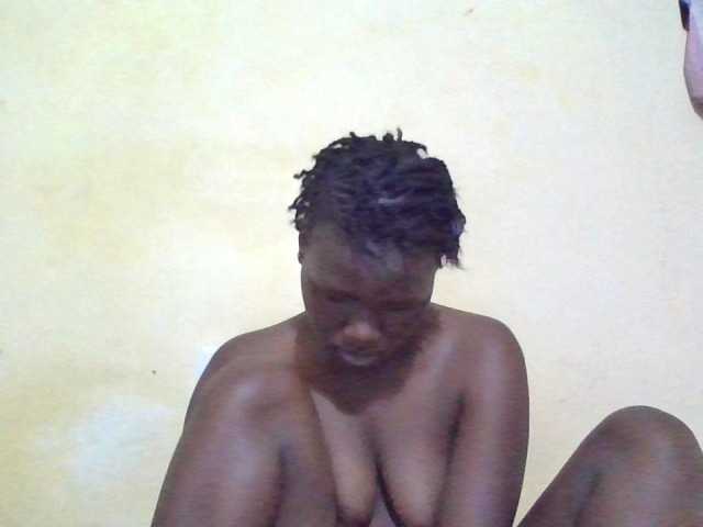 ebony-vannilah live cam on BongaCams