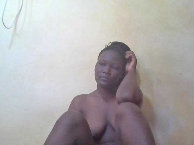 ebony-vannilah live cam on BongaCams