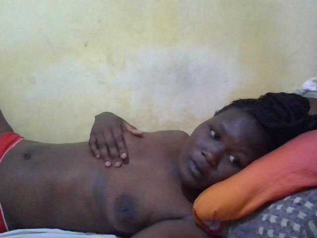 ebony-vannilah live cam on BongaCams