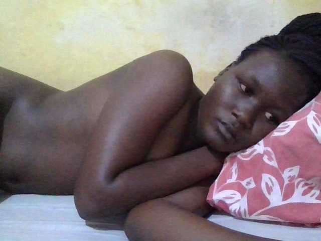 ebony-vannilah live cam on BongaCams