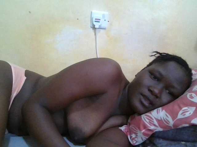 ebony-vannilah live cam on BongaCams
