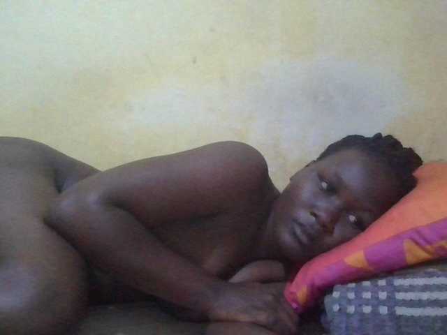 ebony-vannilah live cam on BongaCams