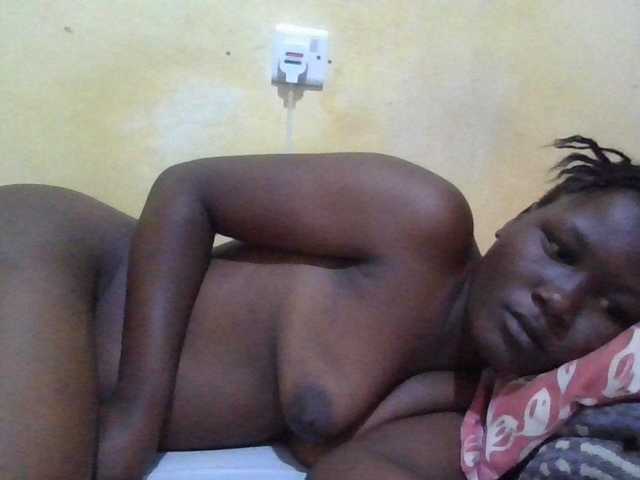 ebony-vannilah live cam on BongaCams