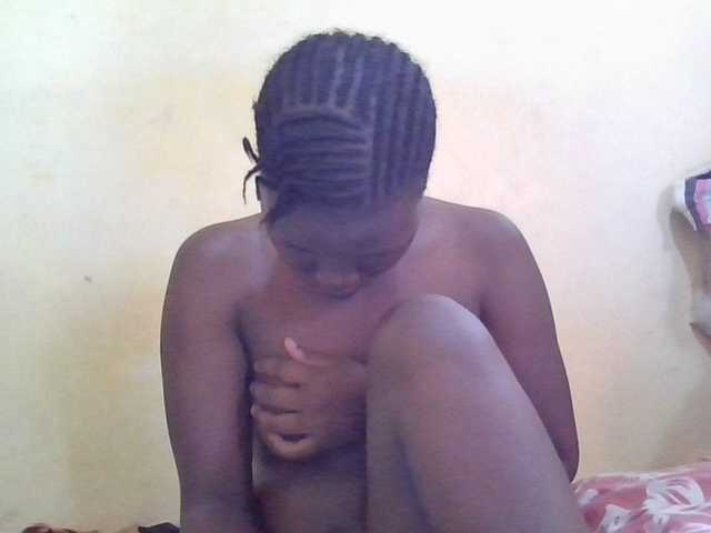 ebony-vannilah live cam on BongaCams