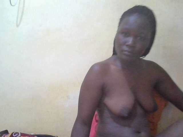 ebony-vannilah live cam on BongaCams