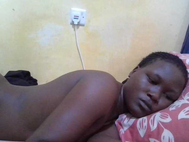 ebony-vannilah live cam on BongaCams