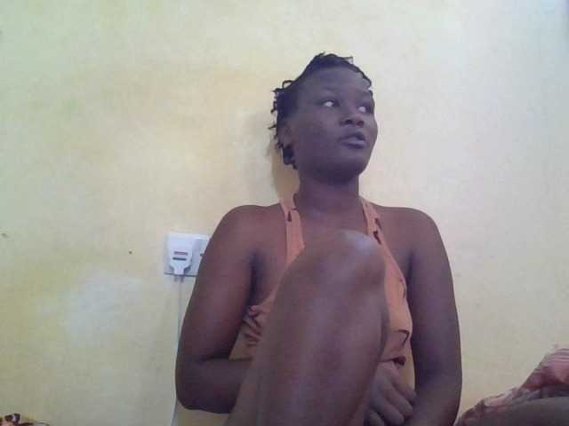 ebony-vannilah live cam on BongaCams