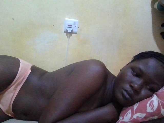 ebony-vannilah live cam on BongaCams