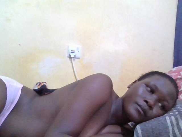 ebony-vannilah live cam on BongaCams