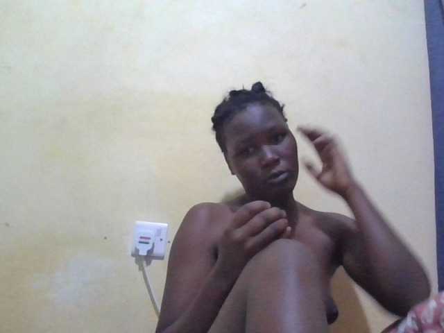 ebony-vannilah live cam on BongaCams
