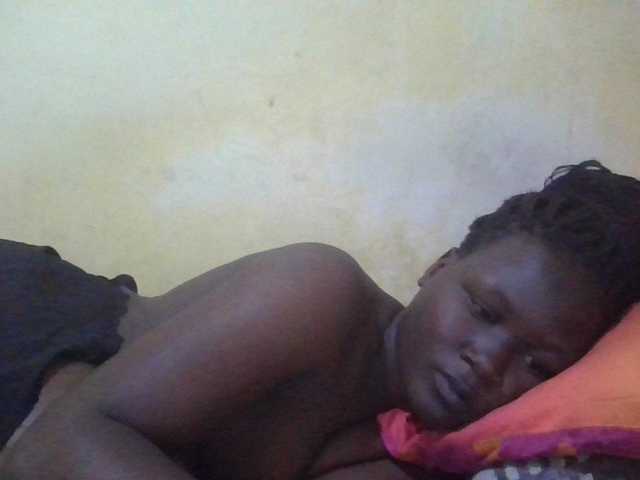 ebony-vannilah live cam on BongaCams