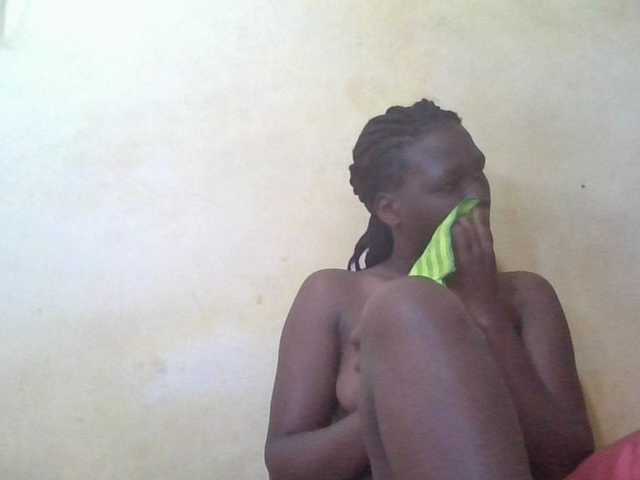 ebony-vannilah live cam on BongaCams