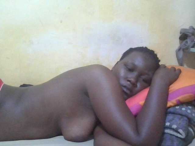 ebony-vannilah live cam on BongaCams