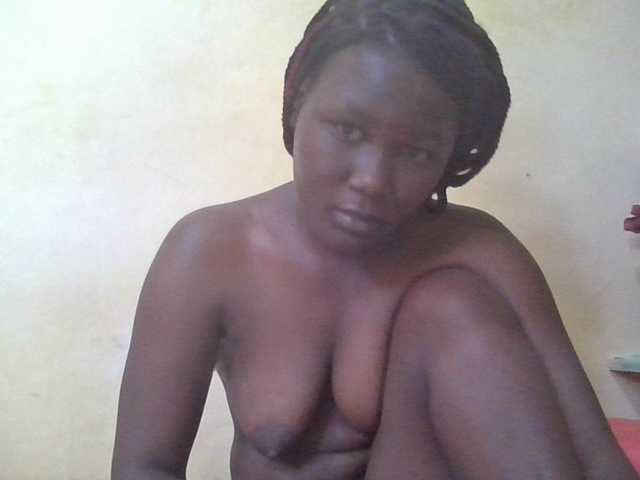 ebony-vannilah live cam on BongaCams