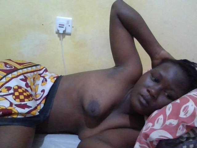 ebony-vannilah live cam on BongaCams
