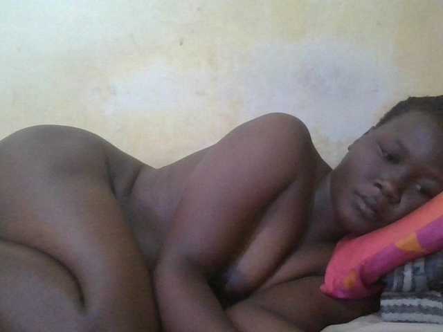 ebony-vannilah live cam on BongaCams
