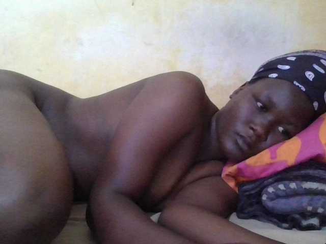 ebony-vannilah live cam on BongaCams