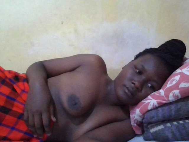 ebony-vannilah live cam on BongaCams