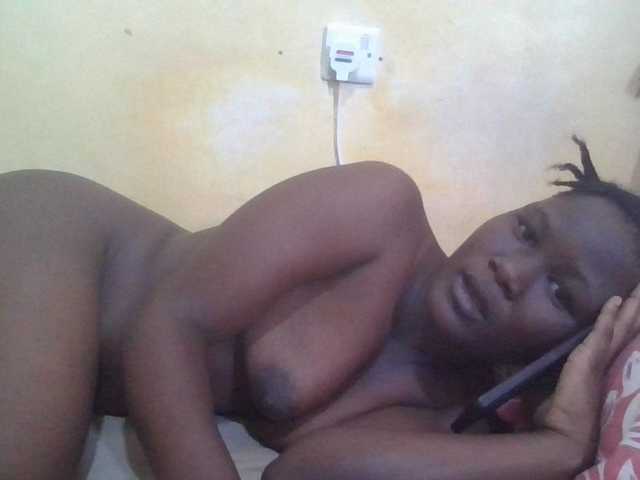 ebony-vannilah live cam on BongaCams