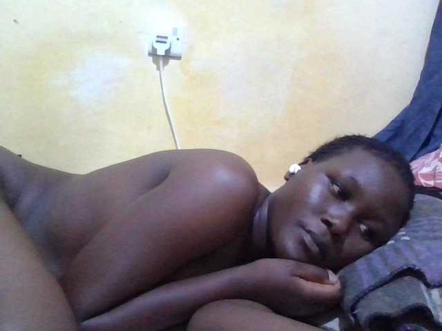 ebony-vannilah live cam on BongaCams