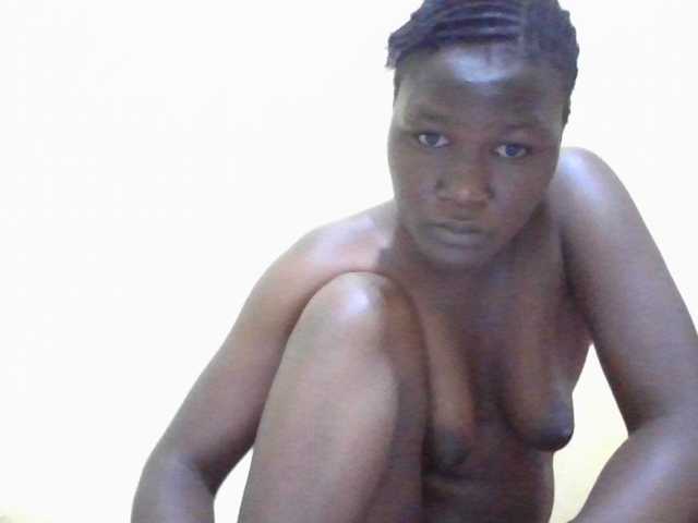 ebony-vannilah live cam on BongaCams