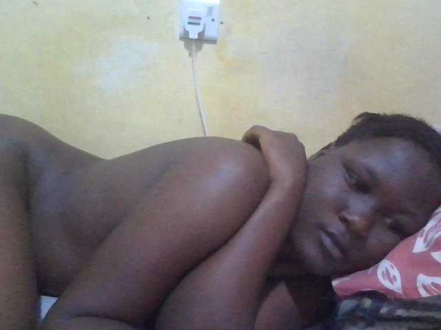 ebony-vannilah live cam on BongaCams