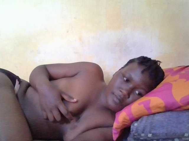 ebony-vannilah live cam on BongaCams
