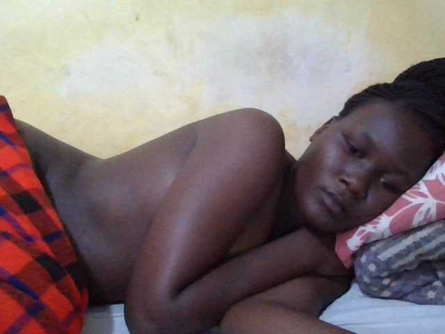 ebony-vannilah live cam on BongaCams