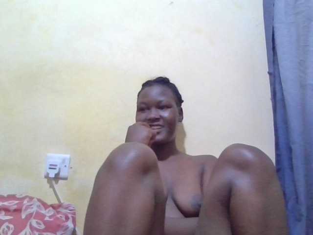 ebony-vannilah live cam on BongaCams
