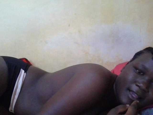 ebony-vannilah live cam on BongaCams