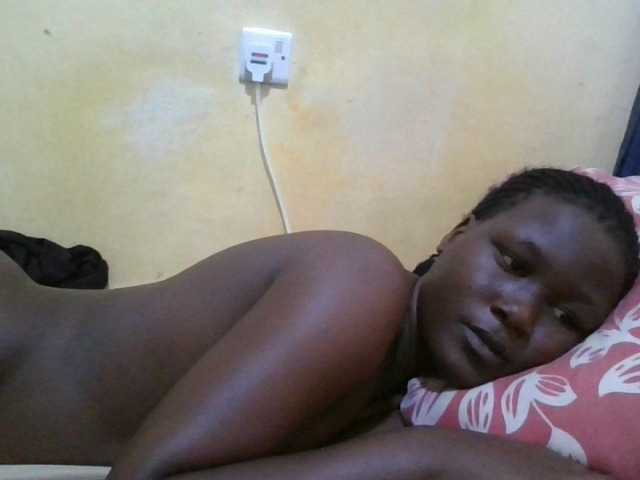 ebony-vannilah live cam on BongaCams