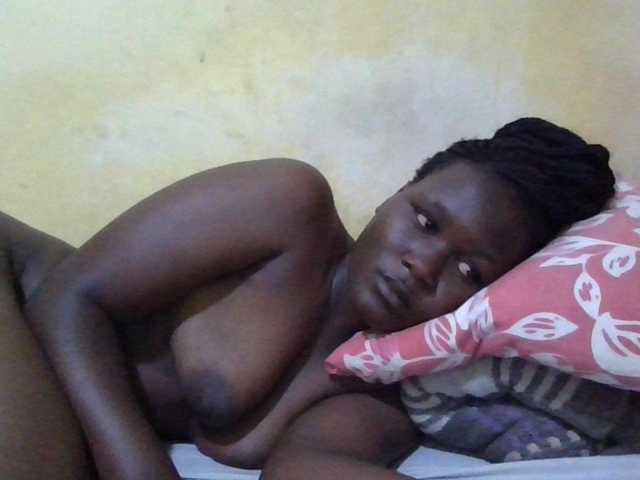ebony-vannilah live cam on BongaCams