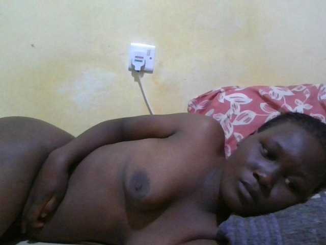 ebony-vannilah live cam on BongaCams