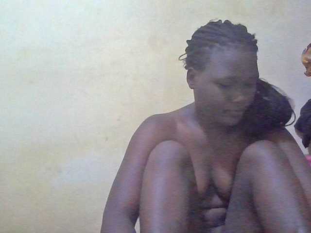ebony-vannilah live cam on BongaCams