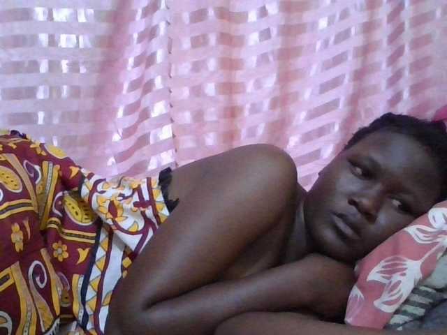 ebony-vannilah live cam on BongaCams