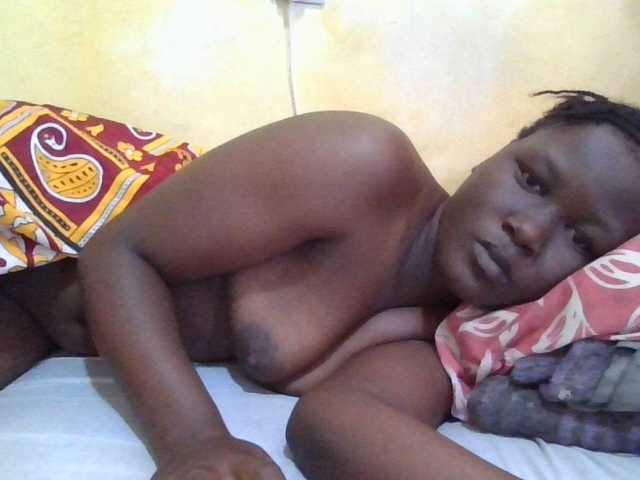 ebony-vannilah live cam on BongaCams