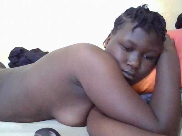 ebony-vannilah live cam on BongaCams